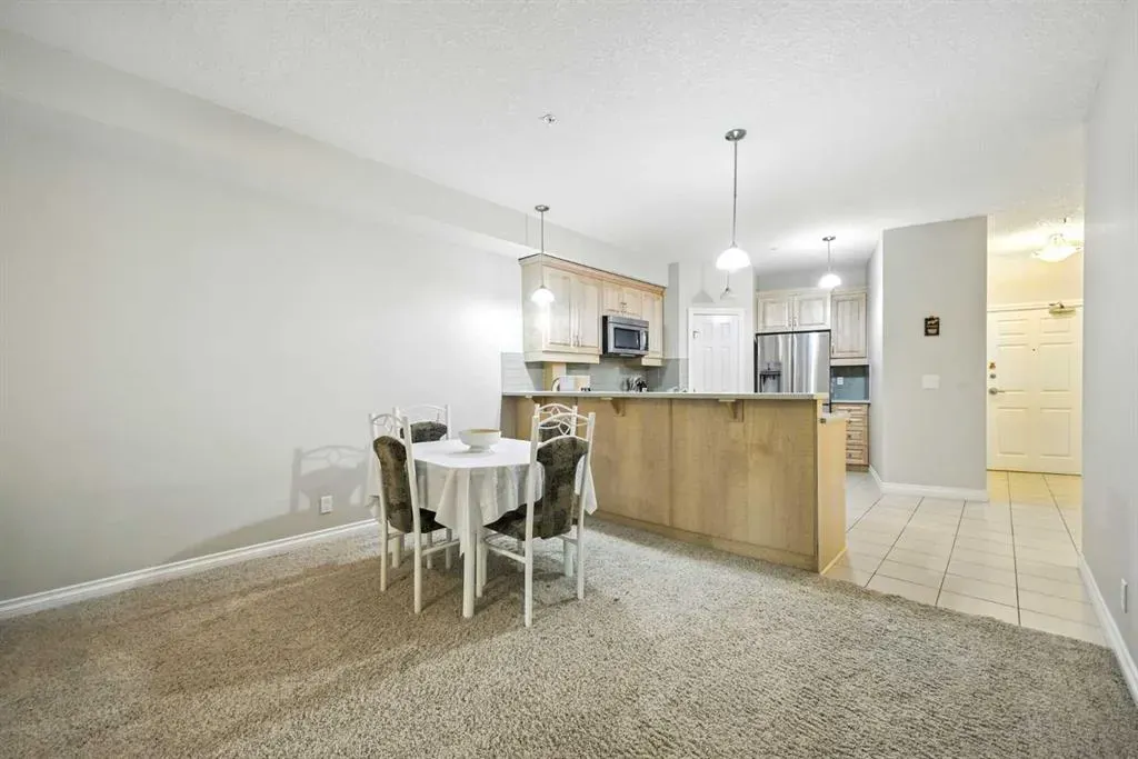 14 Hemlock Crescent SW, #8103