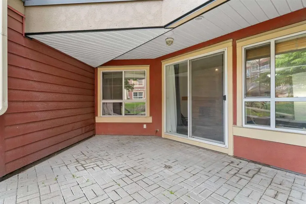 22 Richard Place SW, #143