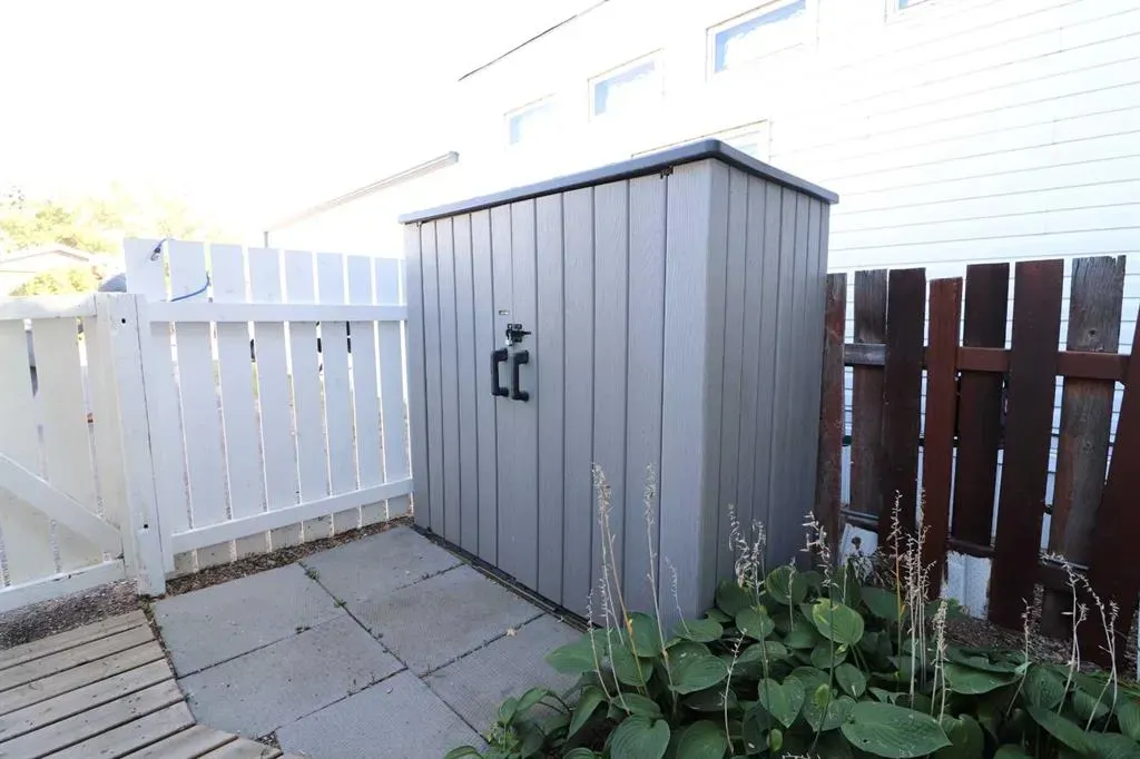 25 De Havilland Boulevard SW