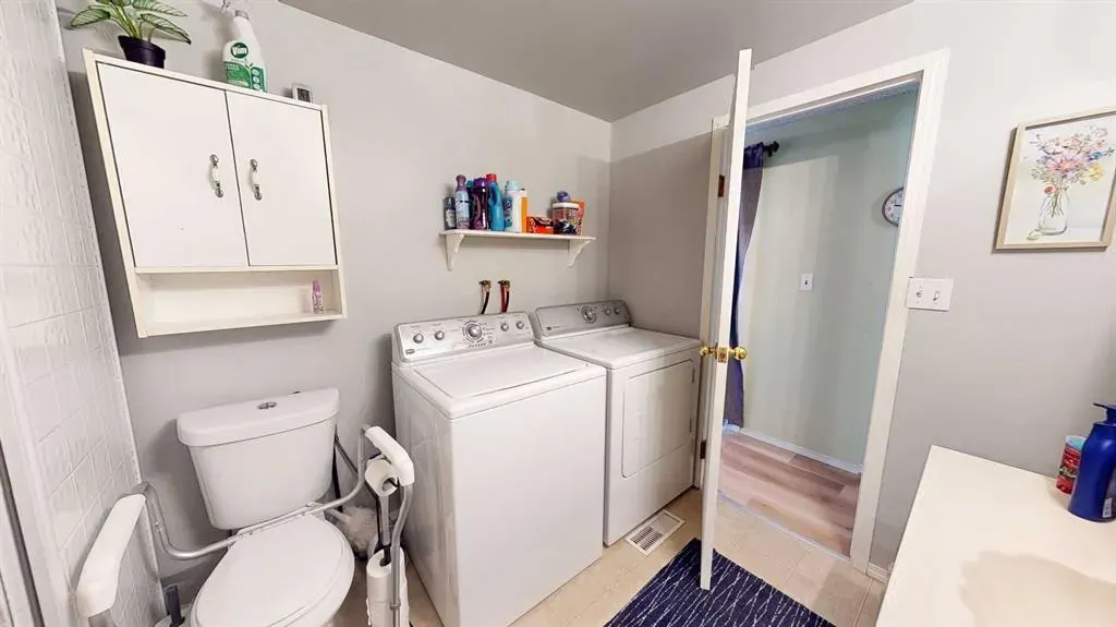 25 De Havilland Boulevard SW