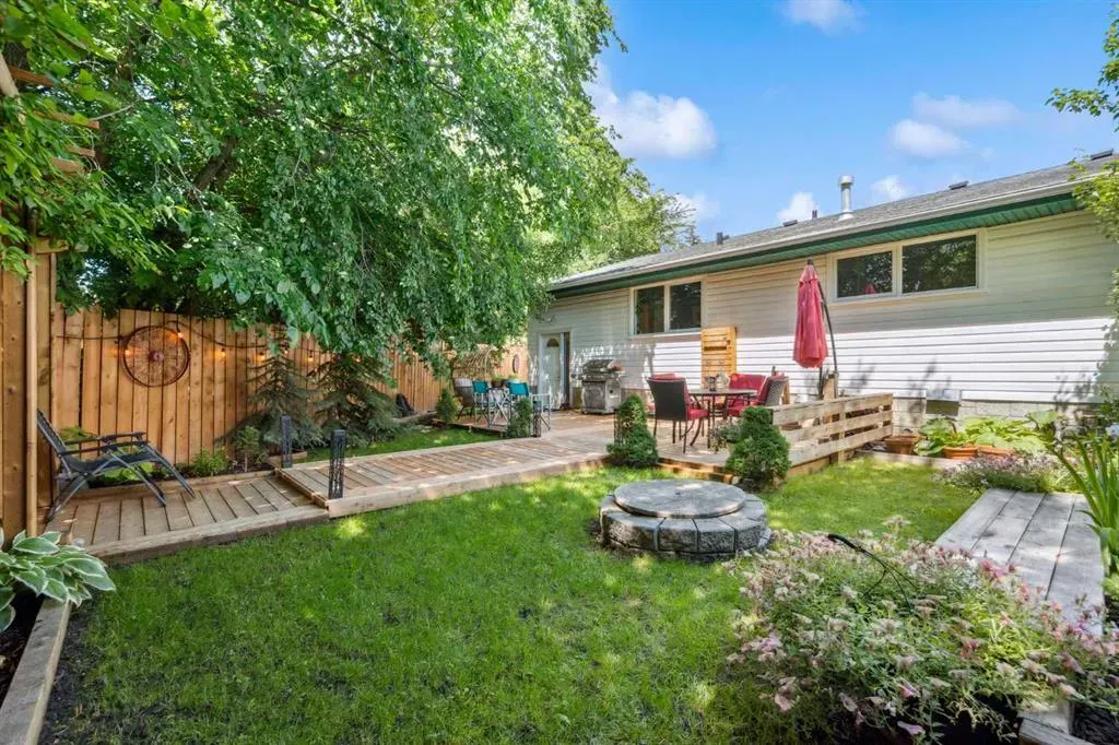 343 Canterbury Drive SW