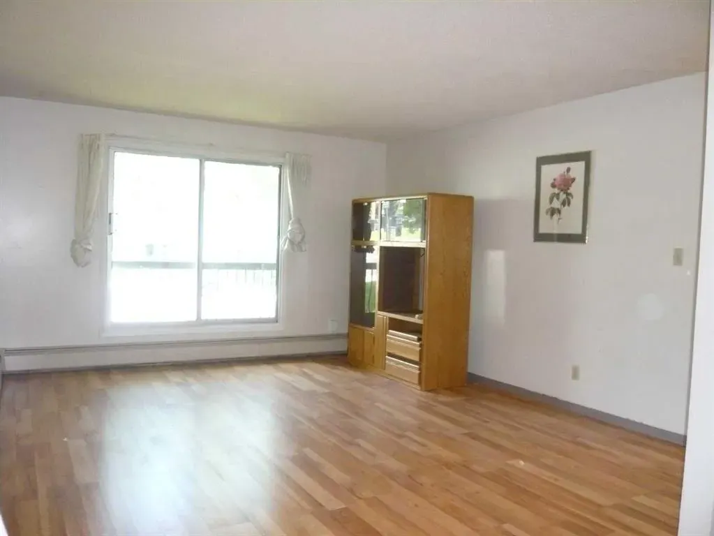 2410 14 Street SW, #b1-312