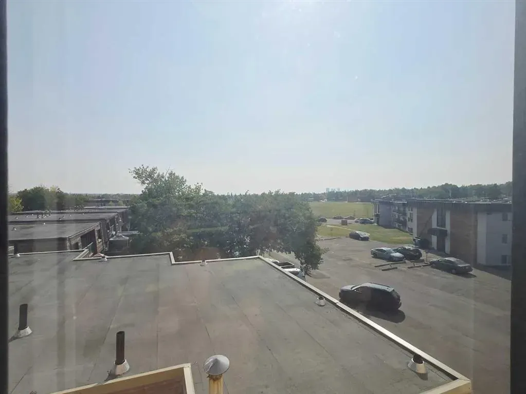6825 Centre Street NW, #302