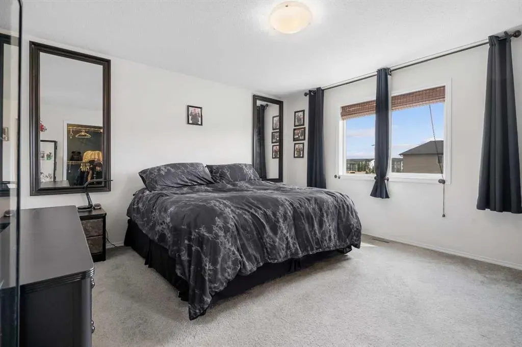 80 Legacy Crescent SE
