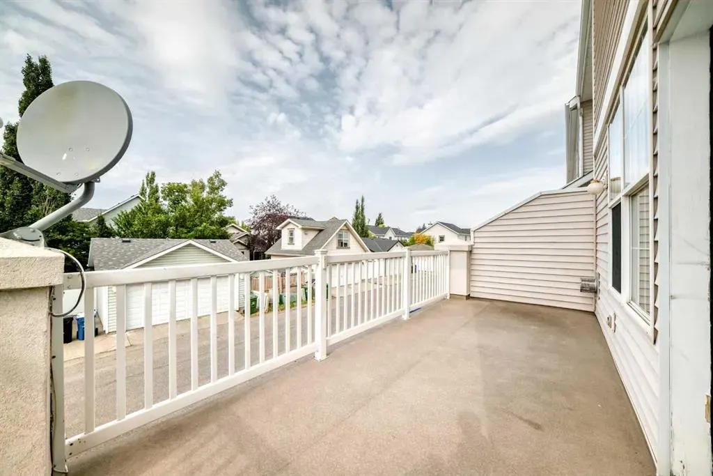 84 Inverness Square SE