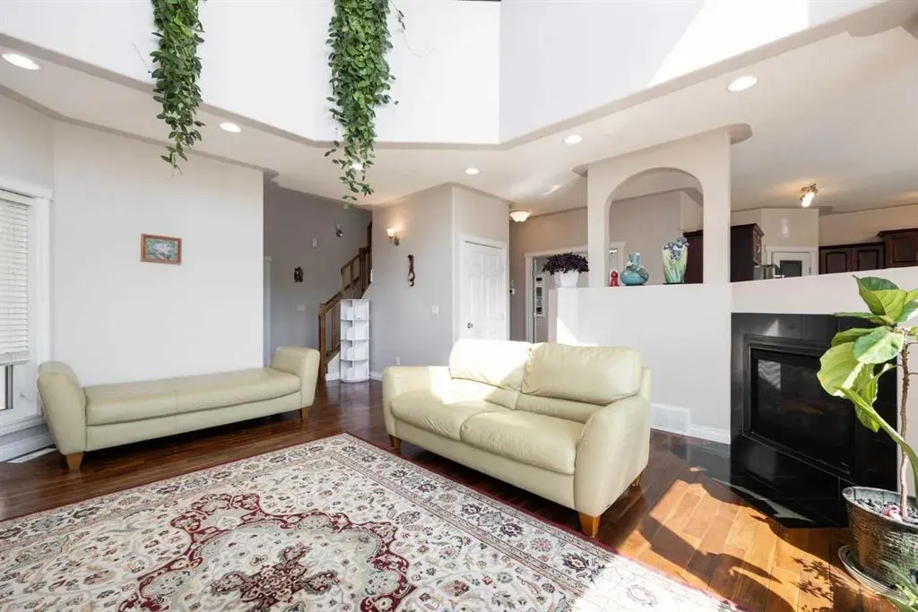 121 Gravelstone Way