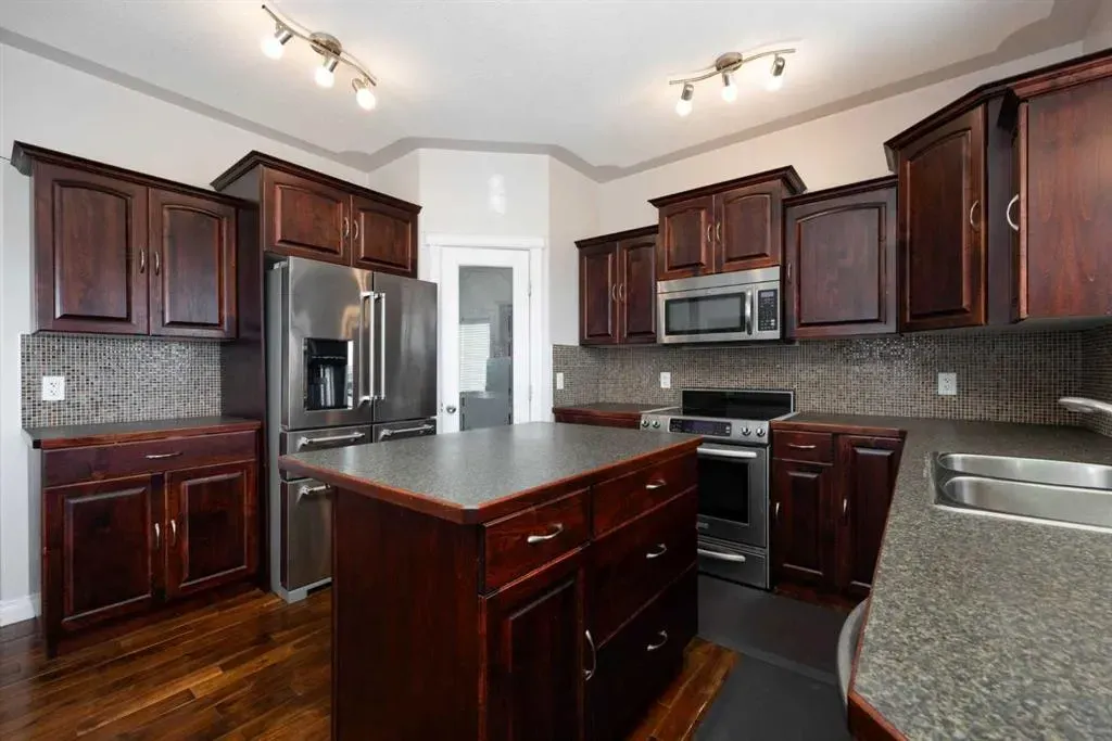 121 Gravelstone Way