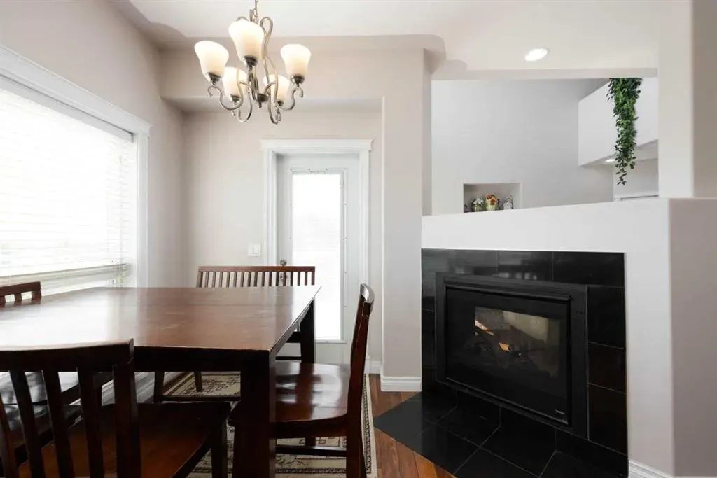 121 Gravelstone Way