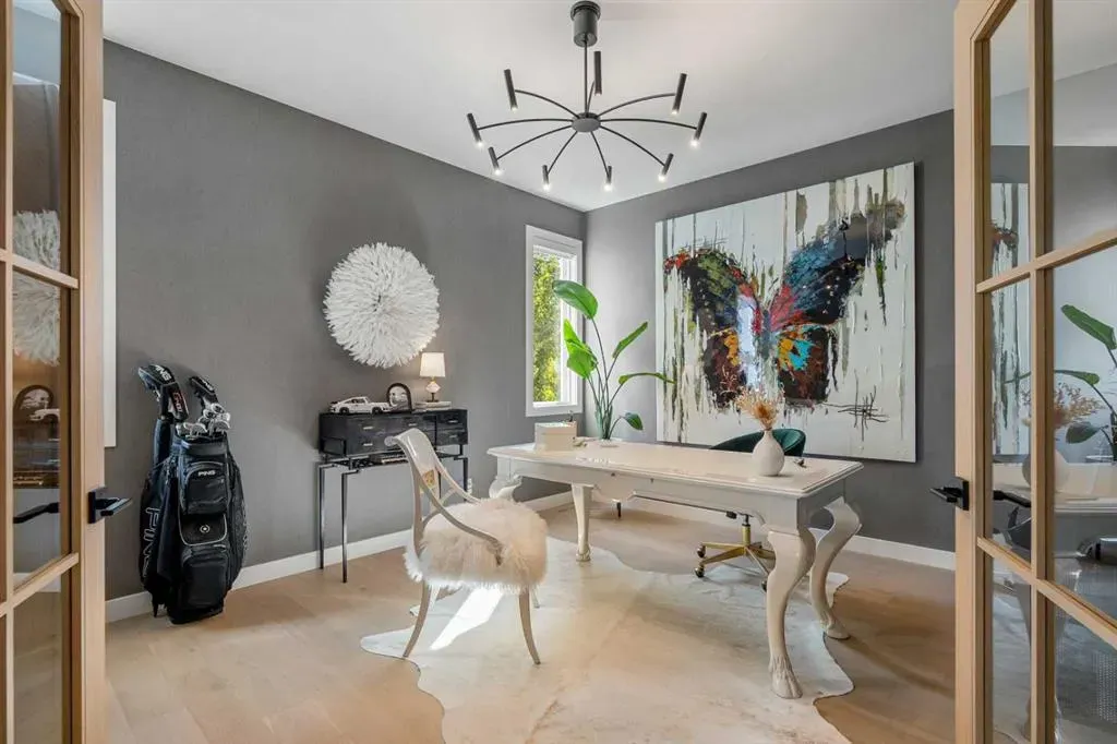 228 Mahogany Bay SE