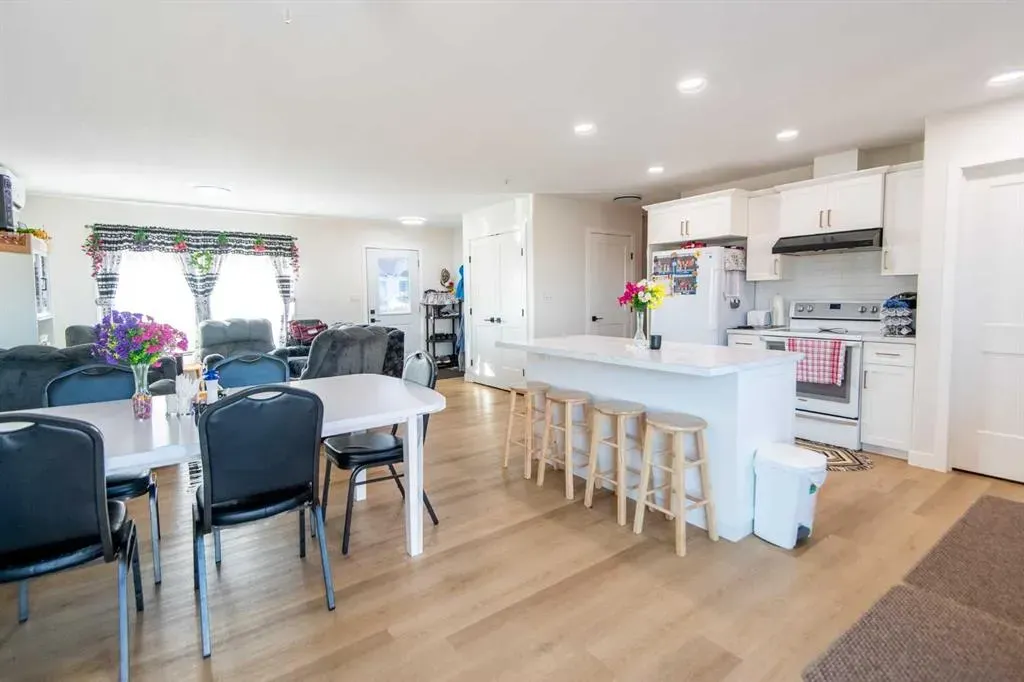 10410 105 Avenue