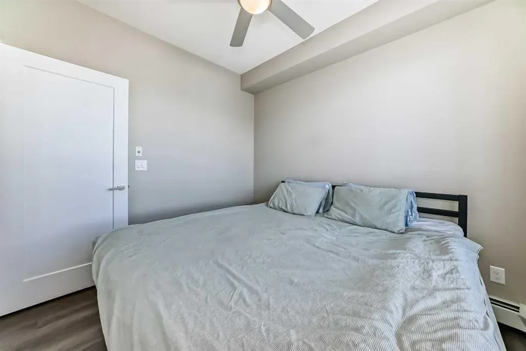 40 Walgrove Walk SE, #207