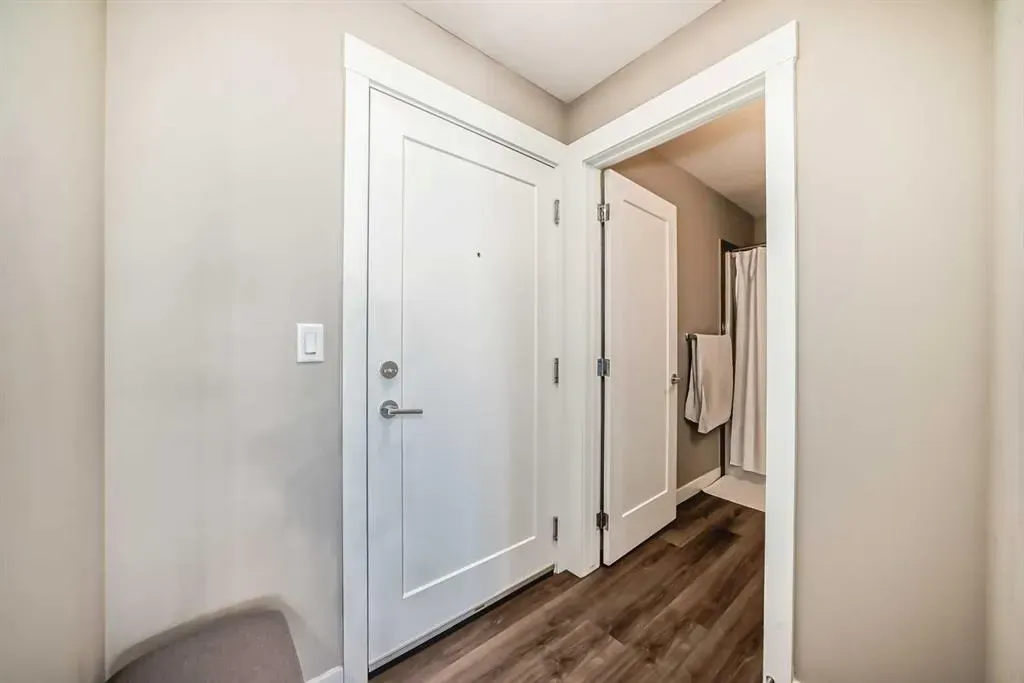 40 Walgrove Walk SE, #207