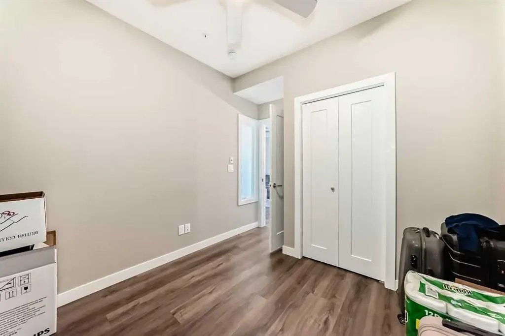 40 Walgrove Walk SE, #207