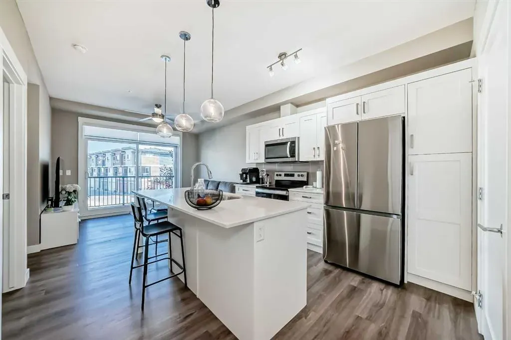 40 Walgrove Walk SE, #207