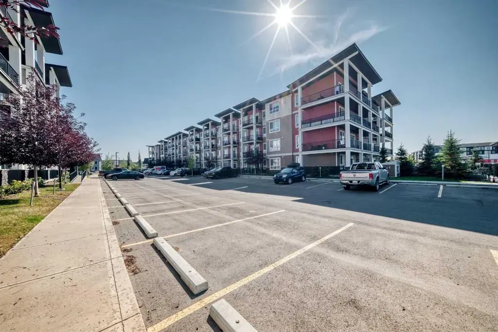 40 Walgrove Walk SE, #207