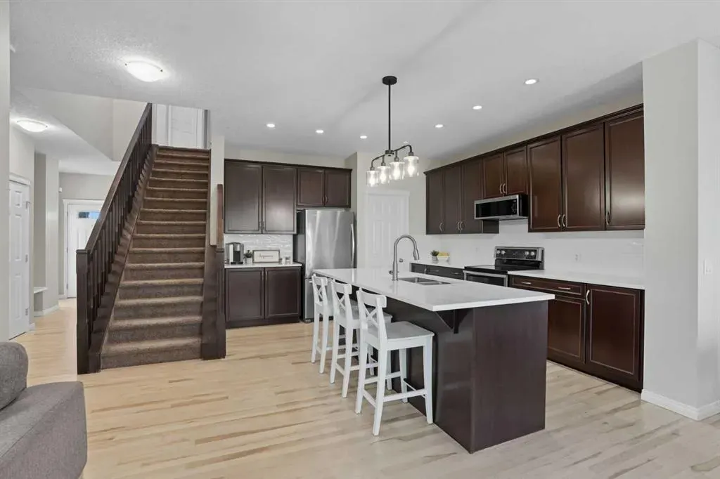 237 Kincora Glen Rise NW