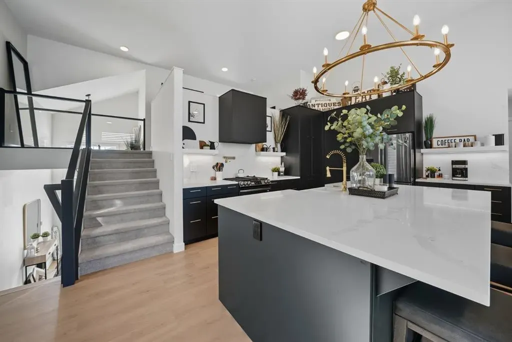 42 Longmire Close