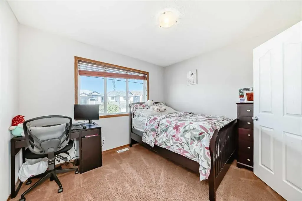 53 Evansford Grove NW