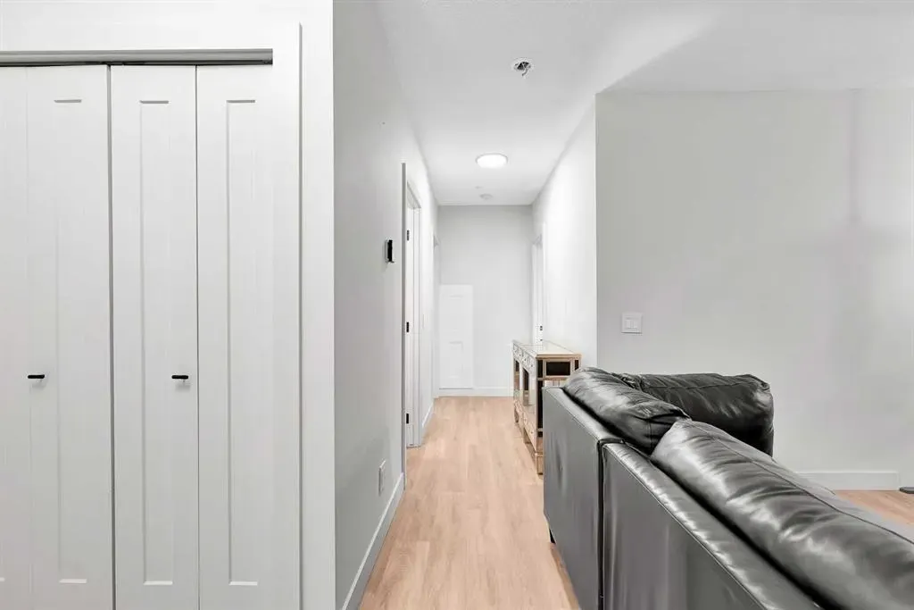 328 21 Avenue SW, #109