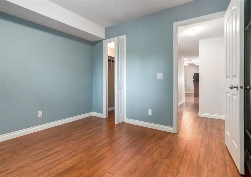 123 13 Avenue NE, #3