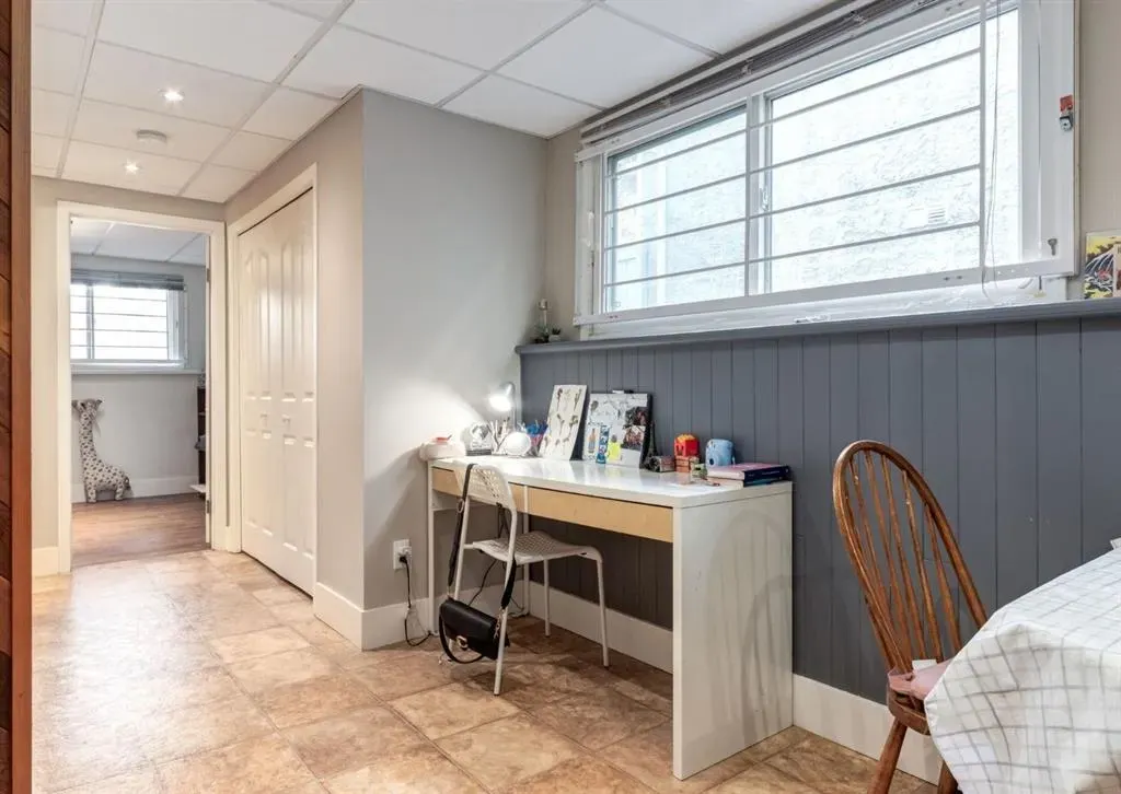 123 13 Avenue NE, #3
