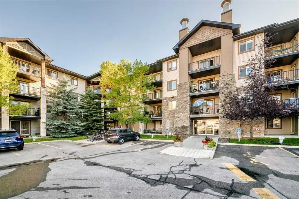 8 Bridlecrest Drive SW, #2238