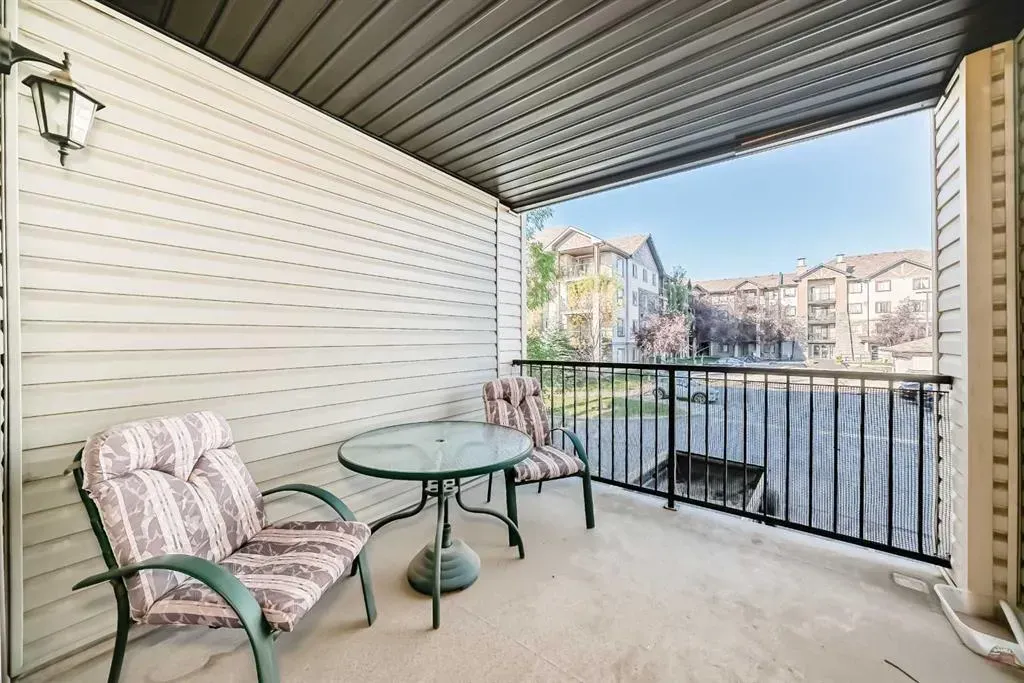 8 Bridlecrest Drive SW, #2238