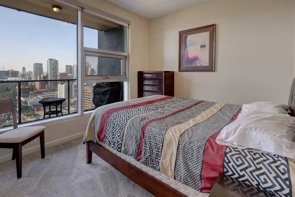 211 13 Avenue SE, #1802