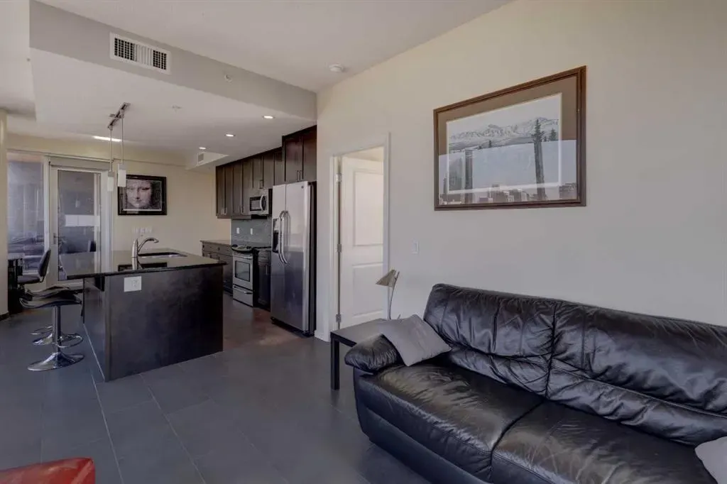 211 13 Avenue SE, #1802