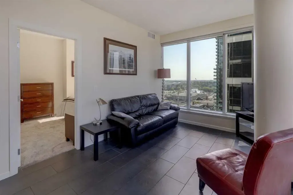 211 13 Avenue SE, #1802
