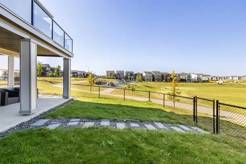 52 Evansfield Manor NW