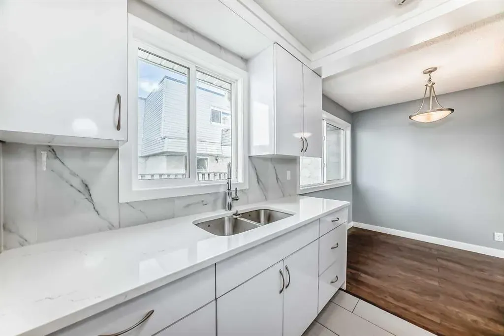 511 64 Avenue NE, #3