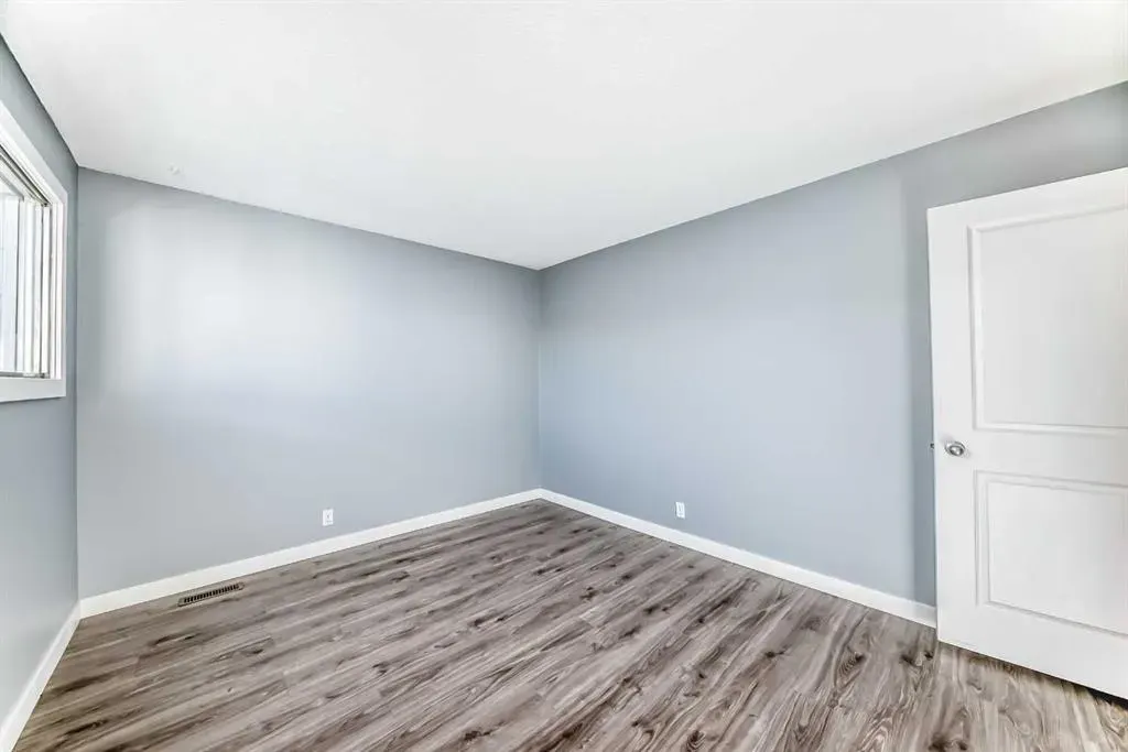 511 64 Avenue NE, #3