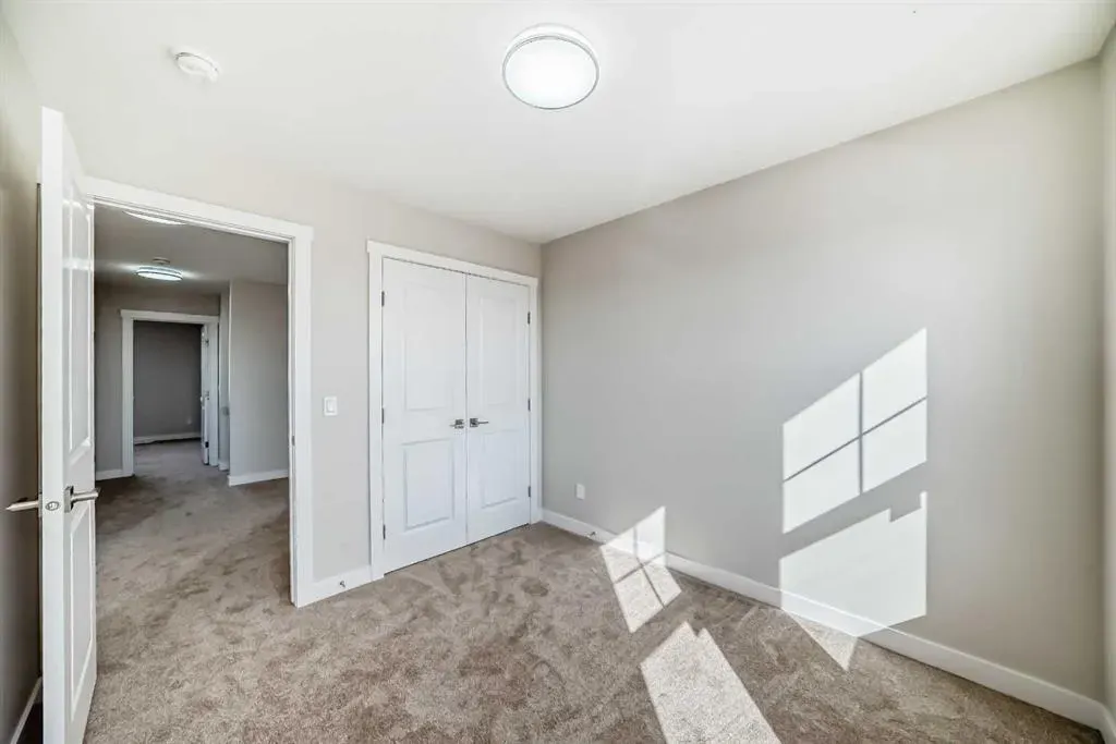 156 Belvedere Park SE