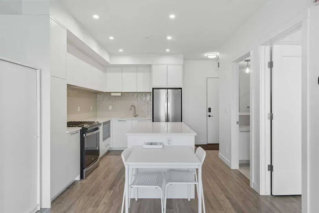 4160 Norford Avenue NW, #412
