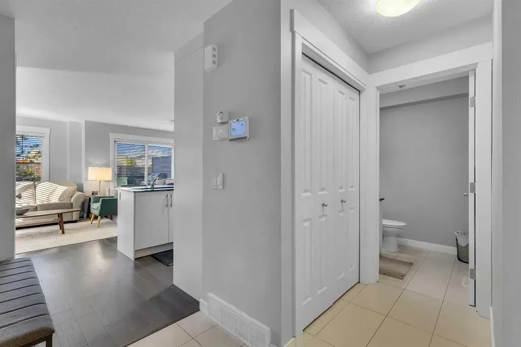 7 West Coach Manor SW