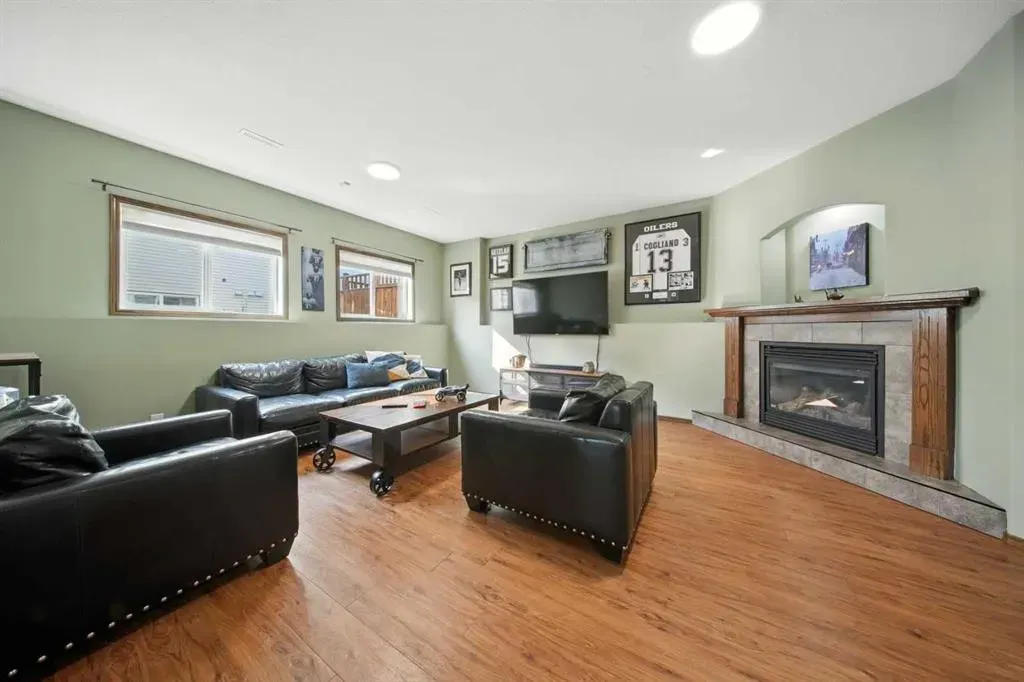 28 Irving Crescent