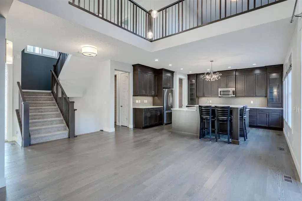 427 Canals Boulevard SW