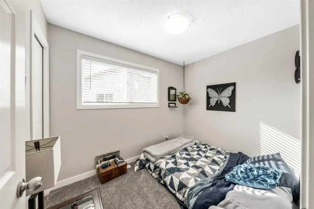 232 Whitlock Place NE