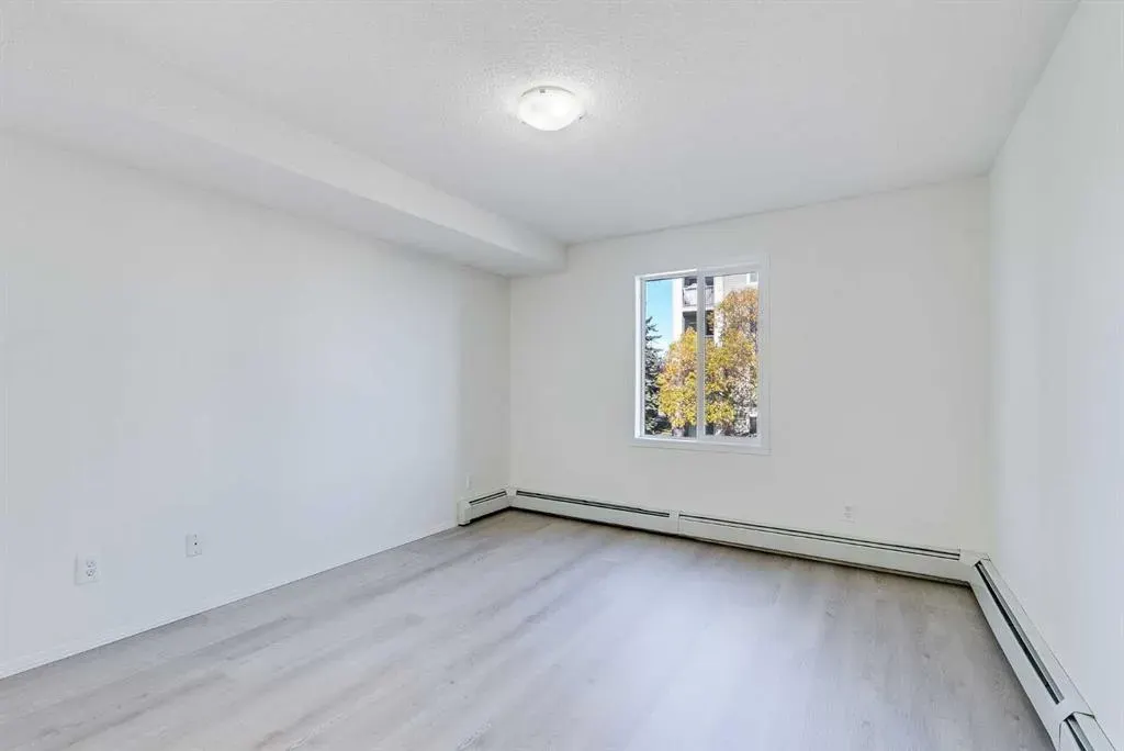 2000 Somervale Court SW, #210