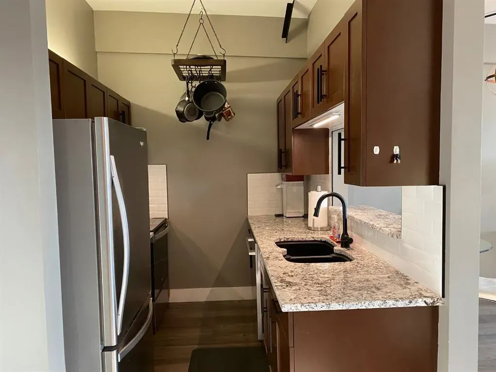 8026 Franklin Avenue, #304