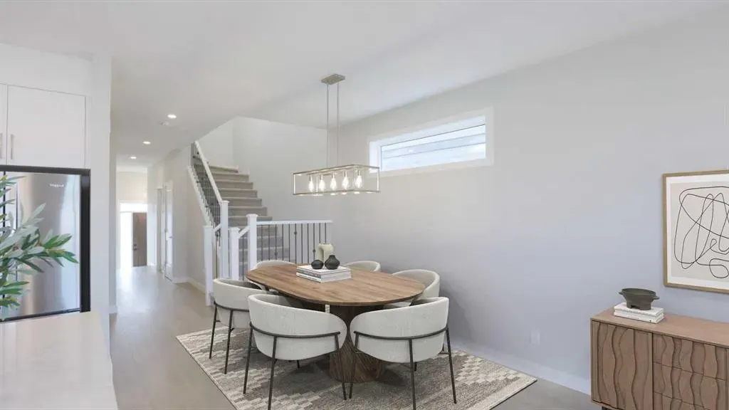 215 Greenwich Drive NW