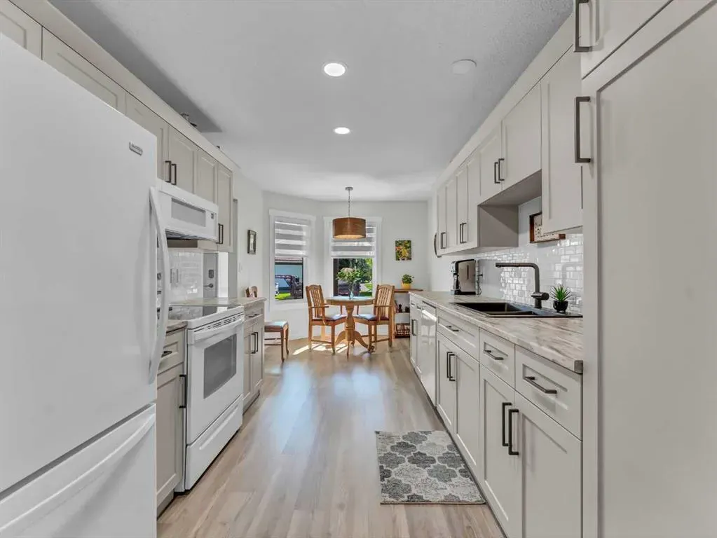 62 Park Meadows Lane SE