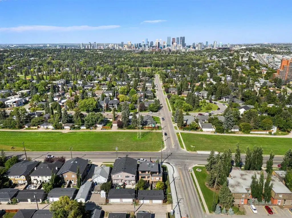 530 56 Avenue SW, #2