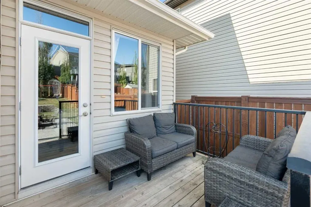 22 Hillcrest Street SW