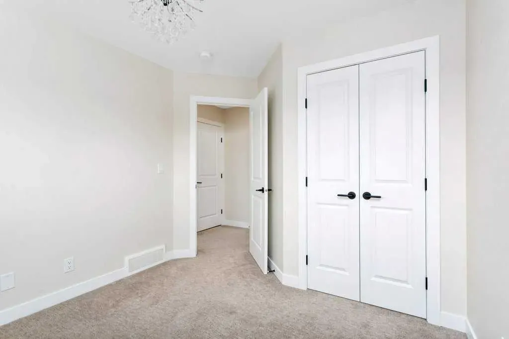 7 Evergreen Way