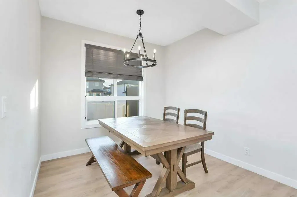 7 Evergreen Way