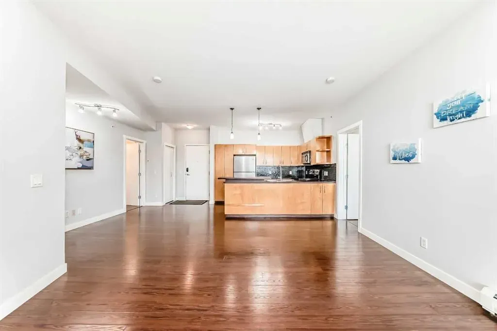69 Springborough Court SW, #341