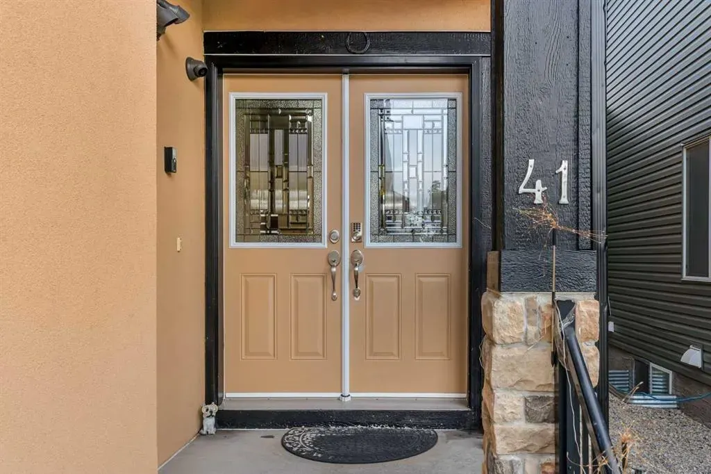 41 Saddlelake Green NE