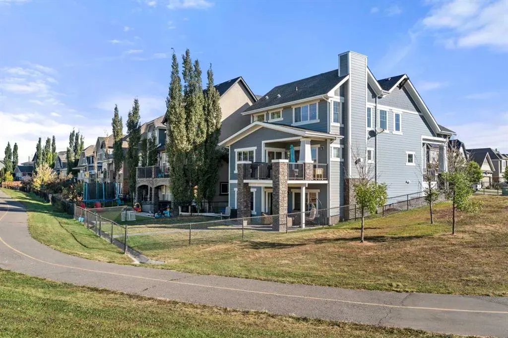 49 Marquis Grove SE